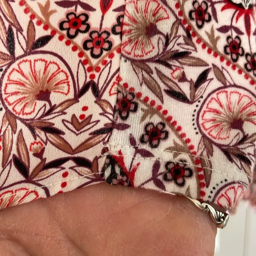 Loft Top - Picture 6 of 7